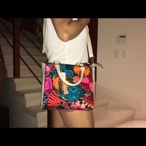 Beautiful leather handbag with embroidery